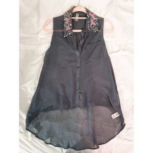 High low beaded collar blouse